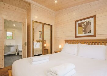 Chatsworth Elite Vogue 1 Spa (Pet) - Darwin Forest, Matlock