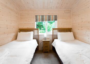 Haddon Classic Vogue 3 Spa - Darwin Forest, Matlock