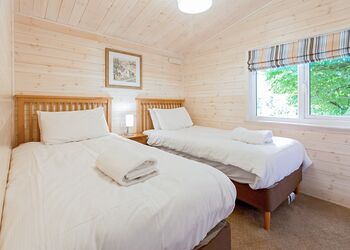 Haddon Classic Vogue 3 Spa - Darwin Forest, Matlock