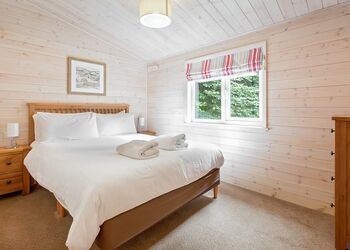 Haddon Classic Vogue 3 (S) Spa - Darwin Forest, Matlock