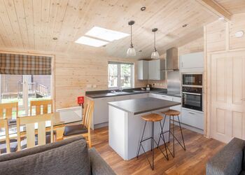 Chatsworth Elite Vogue 3 Spa - Darwin Forest, Matlock