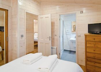 Chatsworth Elite Vogue 3 Spa - Darwin Forest, Matlock