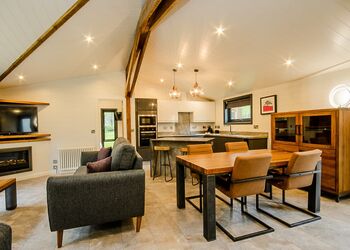 Glade Exclusive 2 Spa - Darwin Forest, Matlock