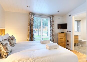 Spinney 3 Spa (Pet) - Darwin Forest, Matlock