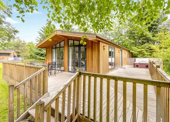 Skyline Spa - Darwin Forest, Matlock