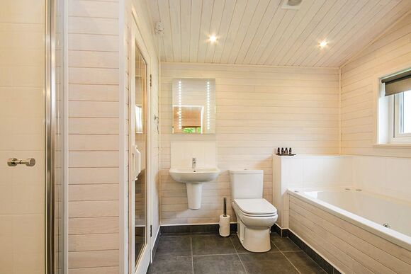 Chatsworth Elite Vogue 1 - Darwin Forest, Matlock