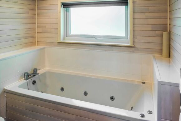 Chatsworth Elite Vogue 1 - Darwin Forest, Matlock