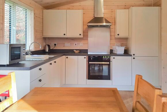 Haddon Classic Vogue 2 WF (Pet) - Darwin Forest, Matlock