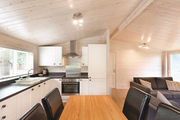 Haddon Classic Vogue (S) 2 (Pet) - Darwin Forest, Matlock