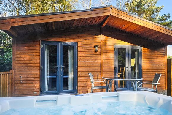 Chatsworth Elite Vogue 1 Spa (Pet) - Darwin Forest, Matlock