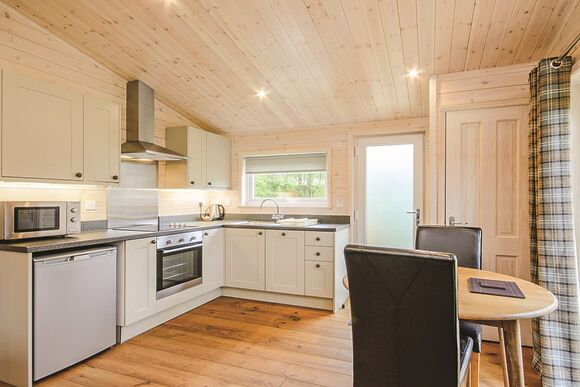 Chatsworth Elite Vogue 1 Spa (Pet) - Darwin Forest, Matlock