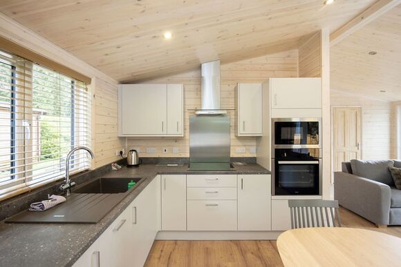 Chatsworth Elite Vogue 2 Spa - Darwin Forest, Matlock