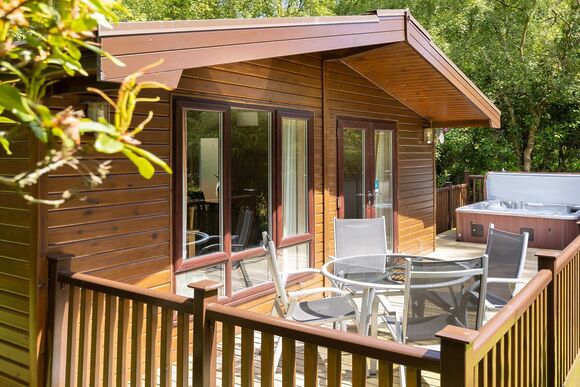 Haddon Classic Vogue 2 Spa (Pet) - Darwin Forest, Matlock