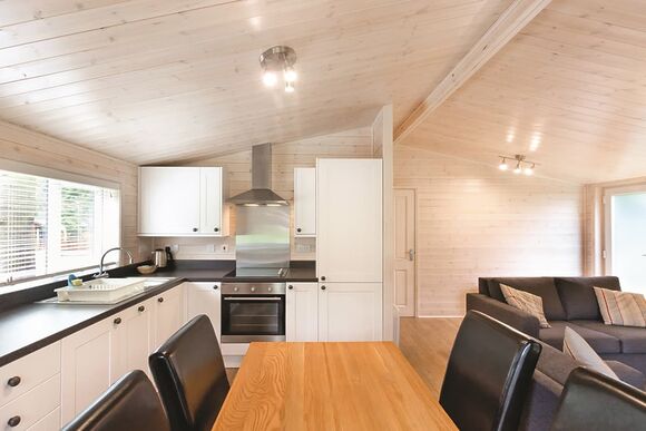 Haddon Classic Vogue 2 Spa (Pet) - Darwin Forest, Matlock