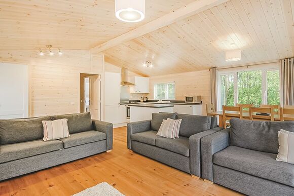 Haddon Classic Vogue 4 - Darwin Forest, Matlock