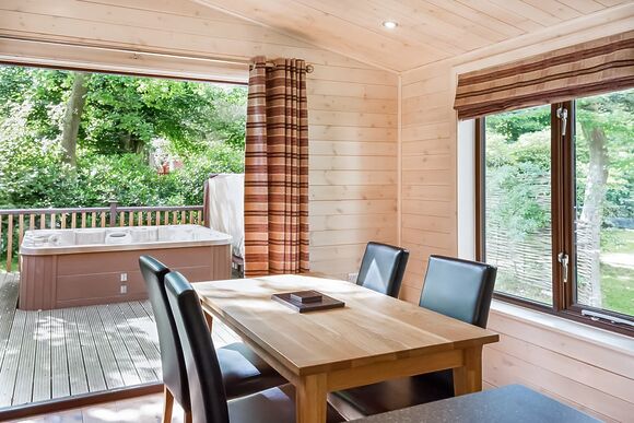 Chatsworth Elite Vogue 2 Spa Plus - Darwin Forest, Matlock