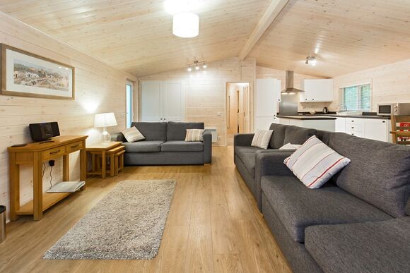 Haddon Classic Vogue 4 Spa (Pet) - Darwin Forest, Matlock