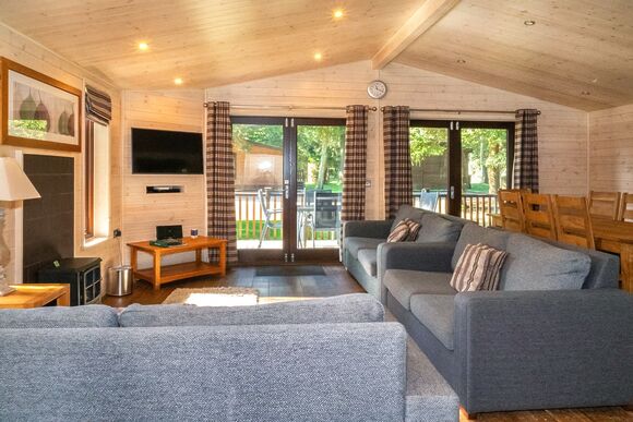 Chatsworth Elite Vogue 4 Spa - Darwin Forest, Matlock