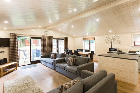 Chatsworth Elite Vogue 4 Spa - Darwin Forest, Matlock