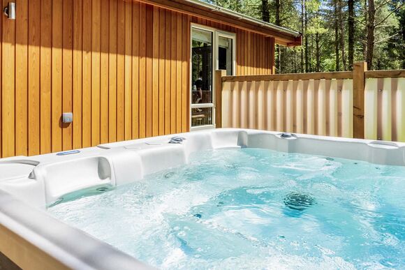 Spinney 4 Spa (Pet) - Darwin Forest, Matlock