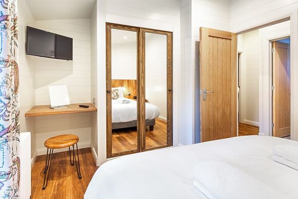 Spinney 4 Spa (Pet) - Darwin Forest, Matlock