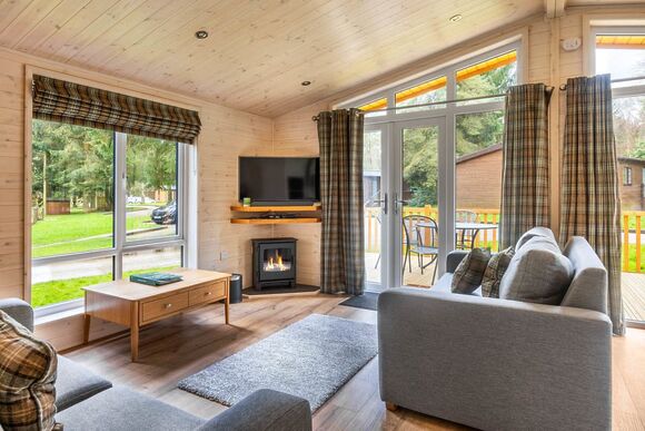 Chatsworth Elite Vogue 2 Spa (Pet) - Darwin Forest, Matlock