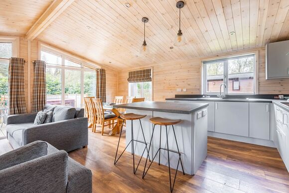 Chatsworth Elite Vogue 3 Spa (Pet) - Darwin Forest, Matlock