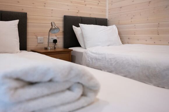 Chatsworth Elite Vogue 4 (Pet) - Darwin Forest, Matlock