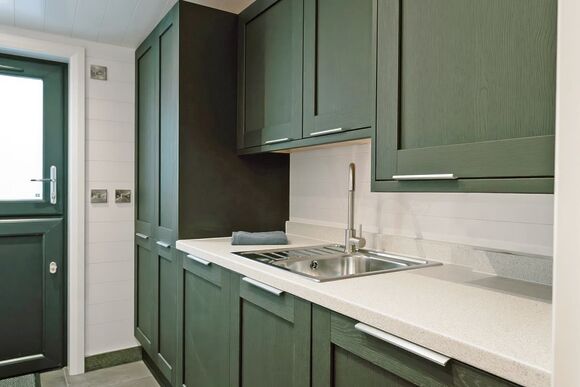 Meadow Exclusive 1 Spa Pet - Darwin Forest, Matlock