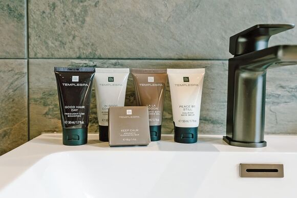 Meadow Exclusive 1 Spa Pet - Darwin Forest, Matlock