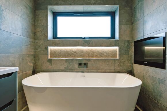 Meadow Exclusive 2 Spa Pet - Darwin Forest, Matlock