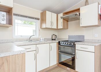 Comfort Caravan Hot Tub 4 - Dartmoor View, Okehampton