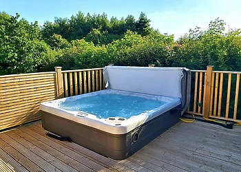 Superior Holiday Home Hot Tub