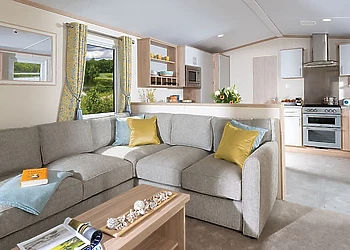 Comfort Plus Lodge Hot Tub