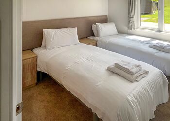 Comfort Plus Lodge Hot Tub 4 - Dartmoor View, Okehampton