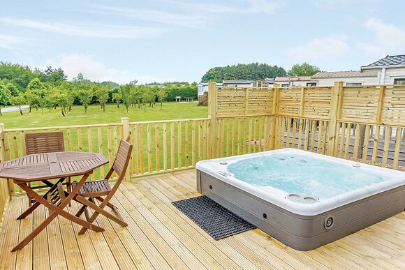 Comfort Caravan Hot Tub 4 - Dartmoor View, Okehampton