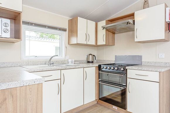 Comfort Caravan Hot Tub 4 - Dartmoor View, Okehampton