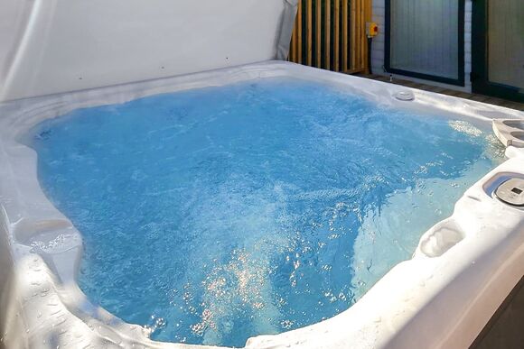Superior Holiday Home Hot Tub 4 - Dartmoor View, Okehampton