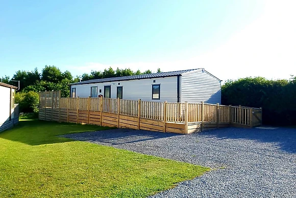 Superior Holiday Home Hot Tub 