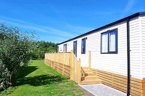 Superior Holiday Home Hot Tub 