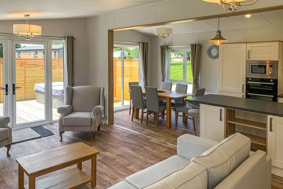 Comfort Plus Lodge Hot Tub 4 - Dartmoor View, Okehampton