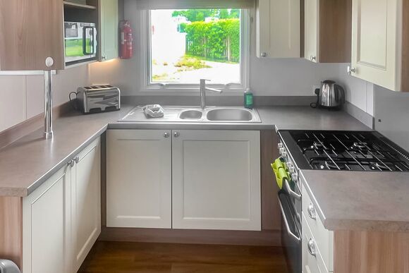 Comfort Caravan 6 Hot Tub - Dartmoor View, Okehampton