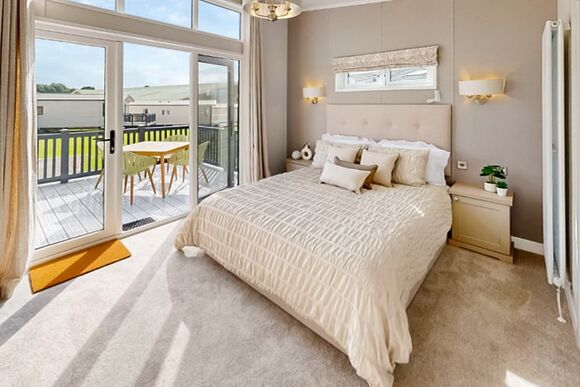 Comfort Plus Lodge 6 Hot Tub - Dartmoor View, Okehampton