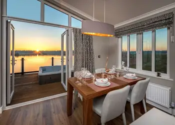 Delamere Lake Sailing and Holiday Park, Delamere Forest