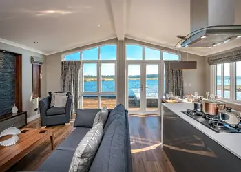 Delamere Lake Sailing and Holiday Park, Delamere Forest