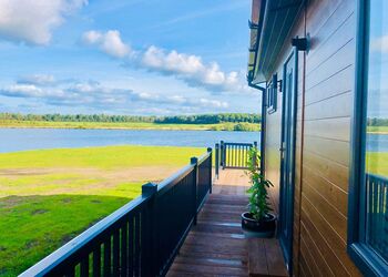 Signature Lodge Hot Tub 9 - Delamere Lake Sailing and Holiday Park, Delamere Forest