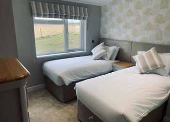 Signature Lodge Hot Tub 8 - Delamere Lake Sailing and Holiday Park, Delamere Forest