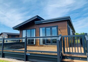 Luxury Lodge Hot Tub 6 - Delamere Lake Sailing and Holiday Park, Delamere Forest