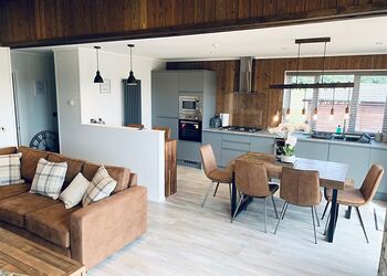 Luxury Lodge Hot Tub 6 - Delamere Lake Sailing and Holiday Park, Delamere Forest