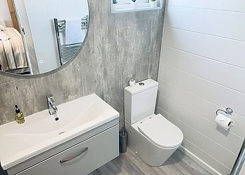 Luxury Lodge Hot Tub 6 